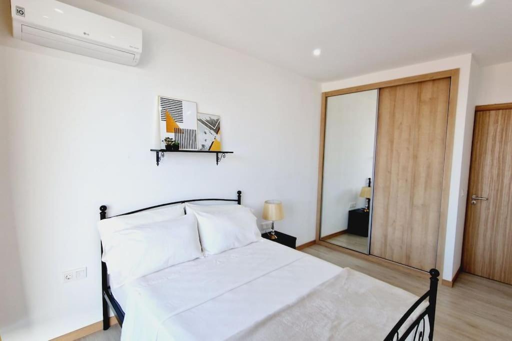 Apartamento Encantador Com Piscina E Vista Mar Διαμέρισμα Πράγια Εξωτερικό φωτογραφία