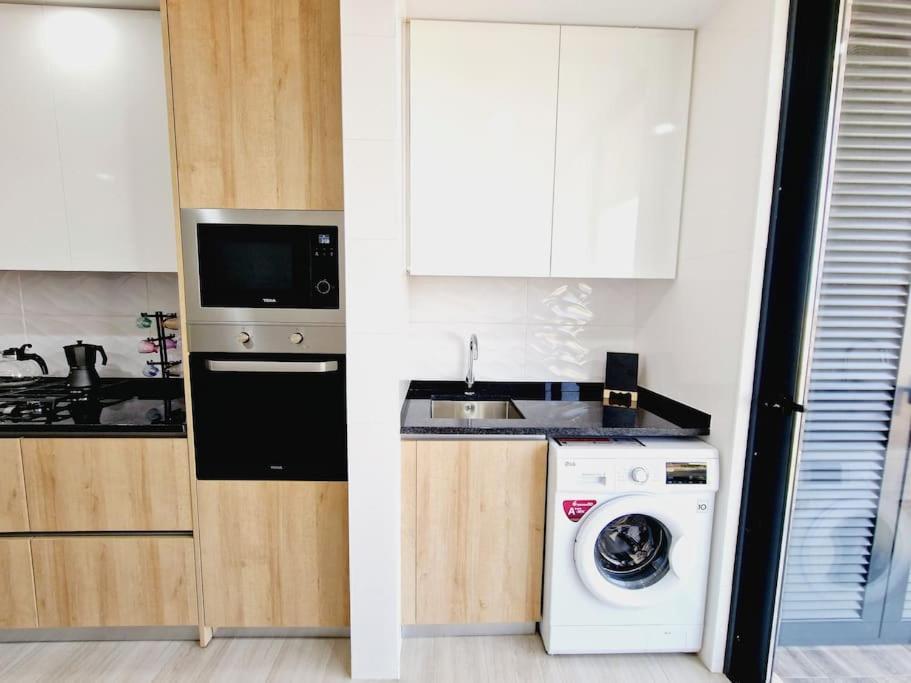 Apartamento Encantador Com Piscina E Vista Mar Διαμέρισμα Πράγια Εξωτερικό φωτογραφία