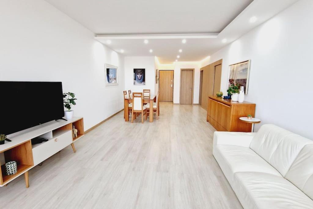 Apartamento Encantador Com Piscina E Vista Mar Διαμέρισμα Πράγια Εξωτερικό φωτογραφία